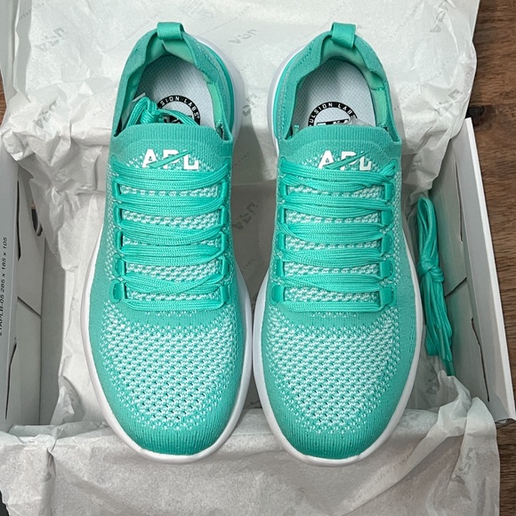 NEW APL Techloom Breeze Mint / White Size 6 - Picture 2 of 7